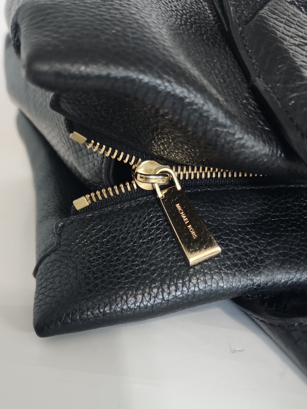 MICHAEL KORS ROLLINS SATCHEL BLACK SNAKESKIN EMBOSSED LEATHER - Picture 9 of 15